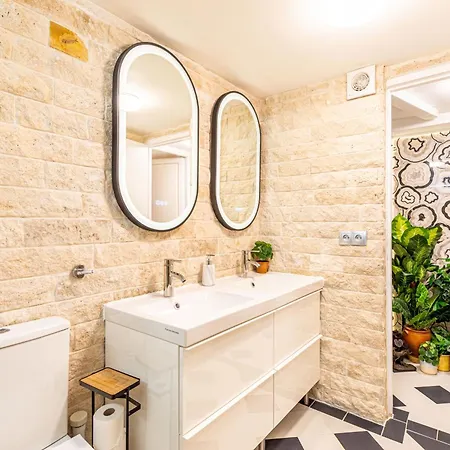 شقة Double 220 Sqm Private Garden Up To 20 Guests, Des Ammonites 0&1 ميدو